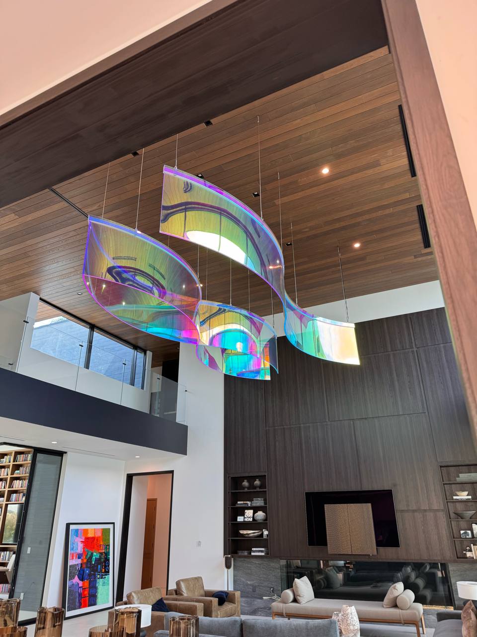 Spectral Wake — dichroic light sculpture